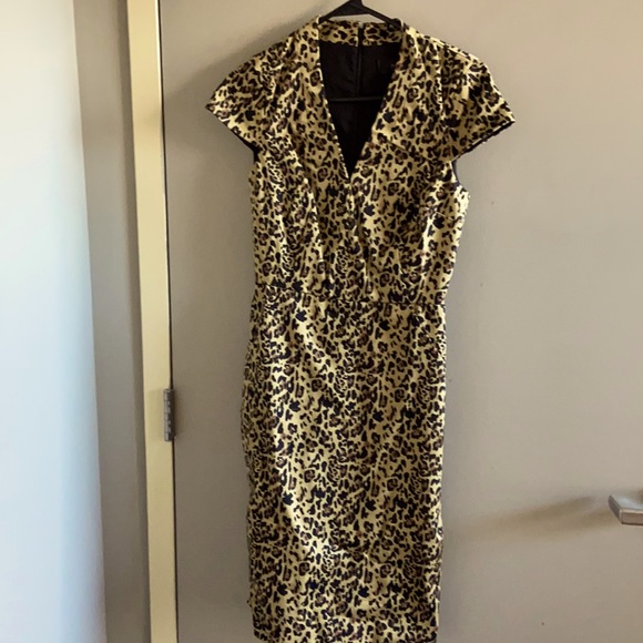 From work to drinks worthy dress - Picture 2 of 3